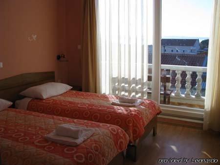 Villa Cezar Kaštel Lukšić 部屋 写真